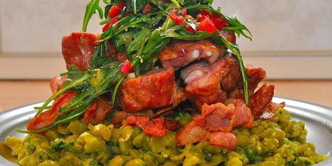 Рецепт Жаркого из копченой свинины с горохом