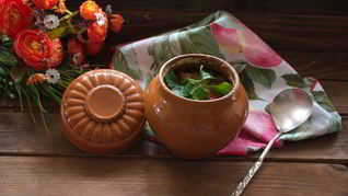 Рецепт Жаркого из курицы в горшочке