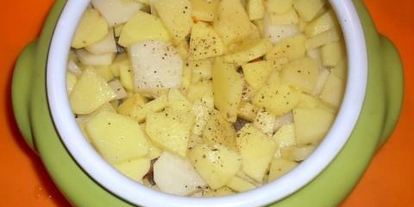 Шаг 1: жаркого из сердечек с грибами в горшочке