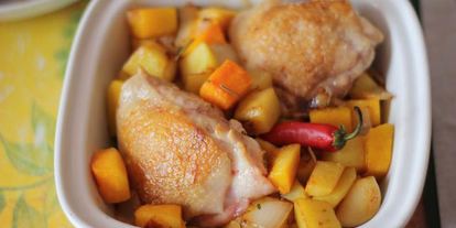 Шаг 3: жаркого из тыквы и курицы под нежной слоеной шапочкой