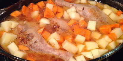 Шаг 6: жаркого из утиных ножек