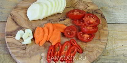 Шаг 5: жаркого по-домашнему в горшочках