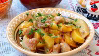 Рецепт Жаркого с картошкой и свининой в горшочках