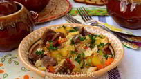 Рецепт Жаркого с мясом в горшочках