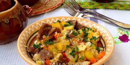 Шаг 8: жаркого с мясом в горшочках