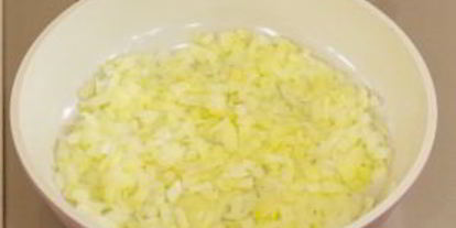 Шаг 2: жаркого в горшочках под крышечкой из теста