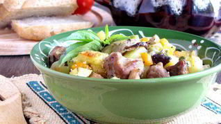 Рецепт Жаркого в горшочках с белыми грибами и свининой