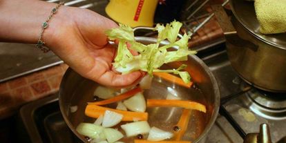 Шаг 6: жаркого в горшочках с курицей и грибами