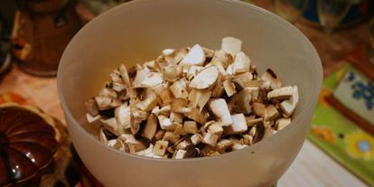 Шаг 11: жаркого в горшочках с курицей и грибами