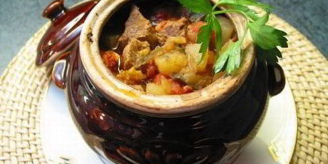 Рецепт жаркого в горшочках