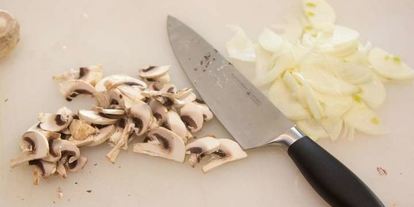 Шаг 1: куриных зраз с грибами