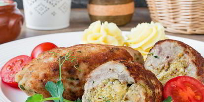 Шаг 5: куриных зраз с пикантной начинкой