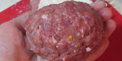 Шаг 10: куриных зраз с яйцом и луком и шотландское яйцо