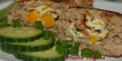 Шаг 6: мясных зраз с яичным блинчиком