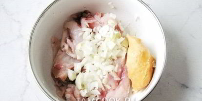 Шаг 4: зраз из рыбы с зеленым горошком