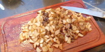 Шаг 1: зраз с лесными грибами под соусом