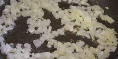 Шаг 2: зраз с лукома и яйцома