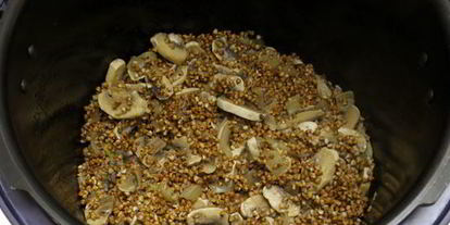 Шаг 2: гречки по-монастырски в мультиварке