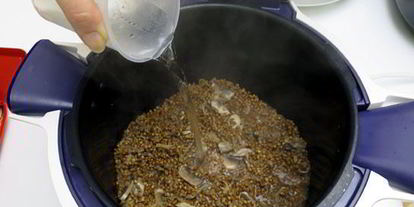 Шаг 4: гречки по-монастырски в мультиварке