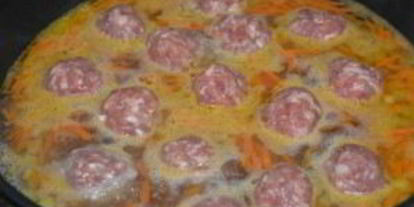 Шаг 4: гречки с фрикадельками