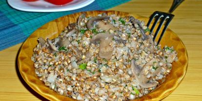 Шаг 13: гречки с грибами и лукома