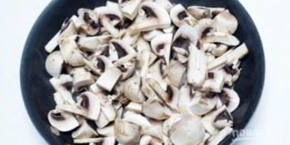 Шаг 2: гречки с грибами и мясом