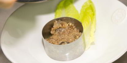 Шаг 9: гречки с луком и вешенками