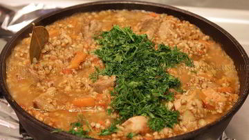 Рецепт Гречки с мясом и томатами по-купечески