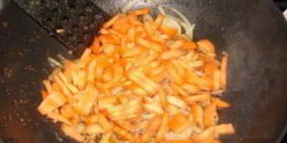 Шаг 2: гречки с мясом в горшочке