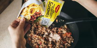 Шаг 3: гречки с соусом болоньезе