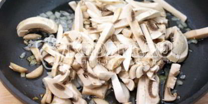 Шаг 1: гречневой каши с грибами