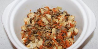 Шаг 9: гречневой каши с мясом и грибами в духовке