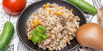 Шаг 8: гречневой каши с тушенкой