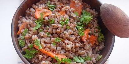 Шаг 3: гречневой каши в горшочке