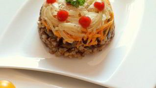 Рецепт Печени, гречки, лук, морковь в сливках