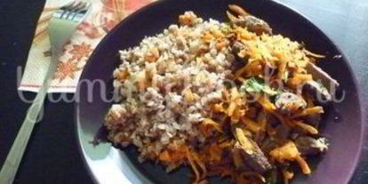 Шаг 20: печени с морковью и зеленью и гречка на гарнир