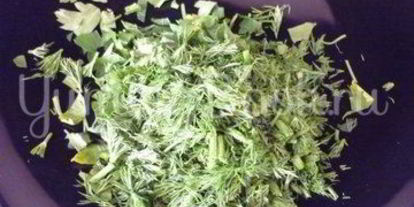 Шаг 4: печени с морковью и зеленью и гречка на гарнир