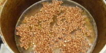 Шаг 1: тушеной гречки