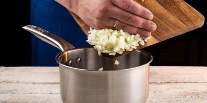 Шаг 3: яркой гречки со сметаной и орехами