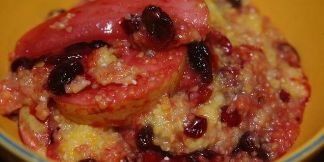Рецепт кукурузной каши с грушей, изюмом и клюквой