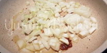 Шаг 2: кукурузной каши с курицей и грибами