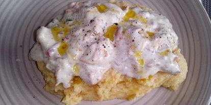 Шаг 11: поленты с лисичками в сливочном соусе