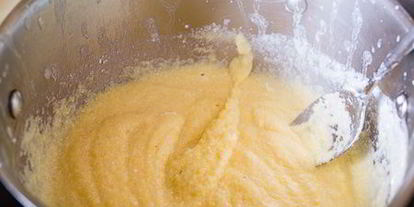 Шаг 5: утренней поленты с грибами и яйцом пашот