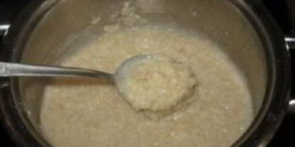 Шаг 1: овсяной каши на молоке