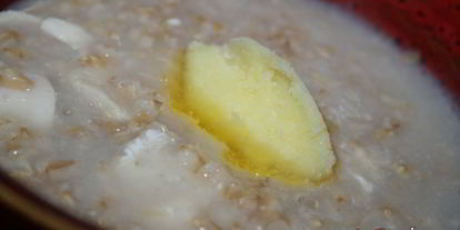 Шаг 3: овсяной каши с курочкой и топленым сливочным маслом