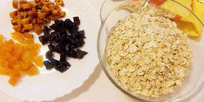 Шаг 1: овсяной каши с сухофруктами