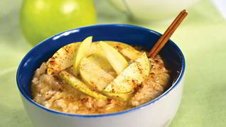 Рецепт Овсяной каши с яблоками и корицей