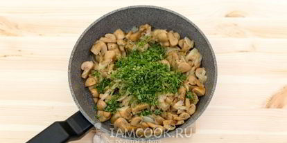 Шаг 9: пшеничной каши с грибами и жареным луком