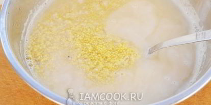 Шаг 2: пшенной каши в горшочках