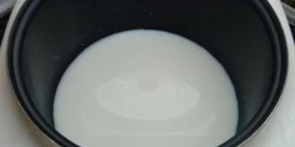 Шаг 3: рисовой каши размазня на молоке